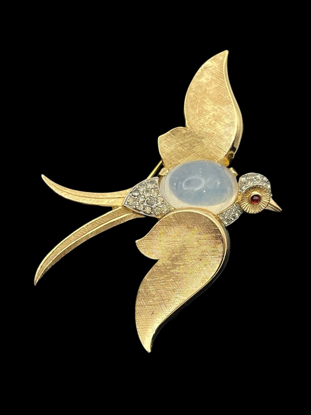 Crown Trifari Alfred Philippe Swallow bird fantasies rhinestone brooch pin